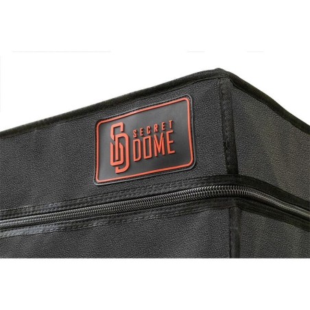 SECRET DOME - KINK CLUB CABINA BUKKAKE NERO E ROSSO