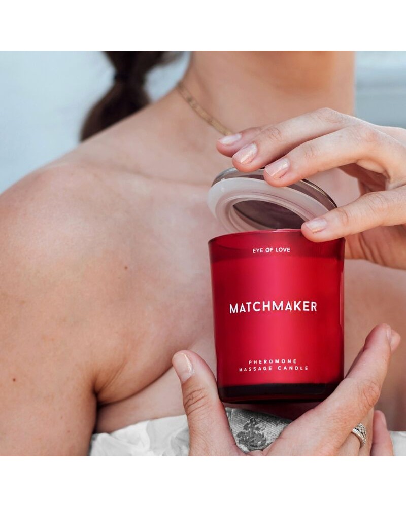 EYE OF LOVE - MATCHMAKER CANDELA DA MASSAGGIO CON DIAMANTE ROSSO ATTRACT HIM 150 ML